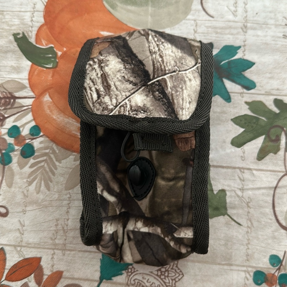 TideWe range finder case. Brand new.